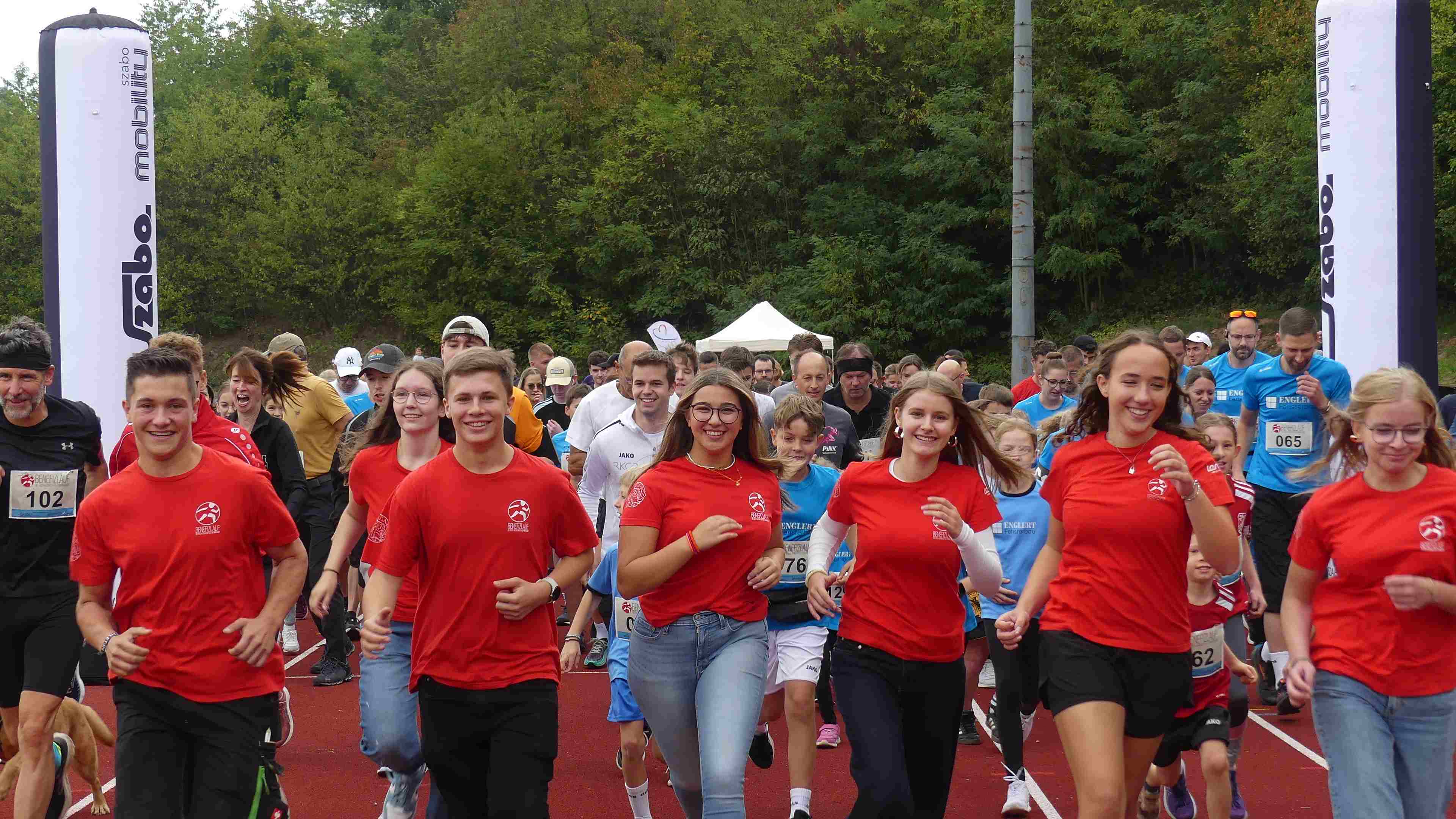 Bild vom 15. Benefizlauf im Jahr 2025. Dies ist das 98. Bild.